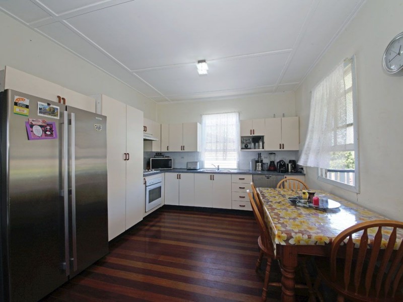 13 Bank Street, Margate QLD 4019