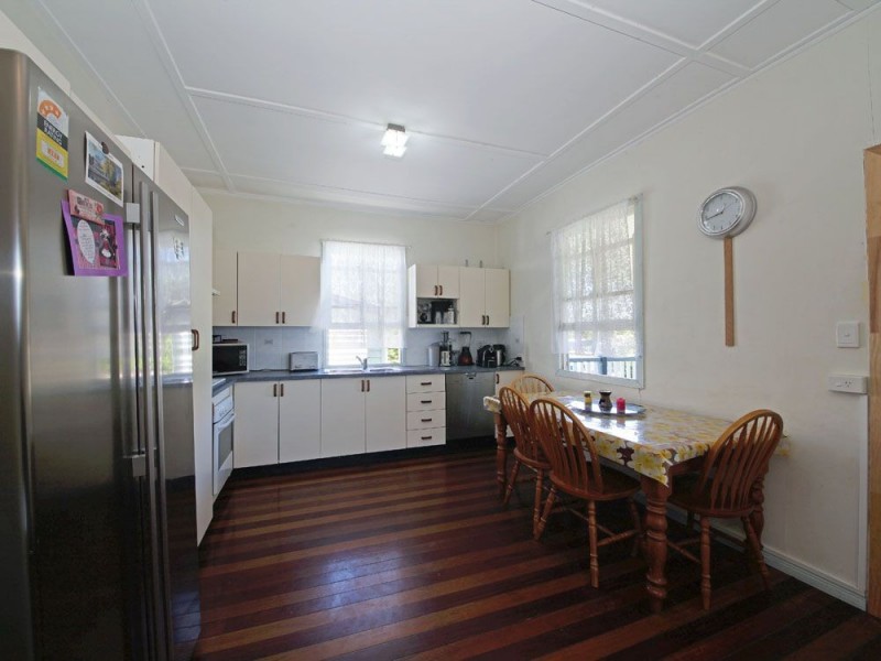 13 Bank Street, Margate QLD 4019