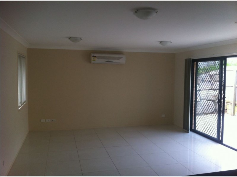 40 Amity Drive, Rothwell QLD 4022