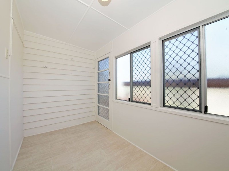 13 Dover Road, Margate QLD 4019