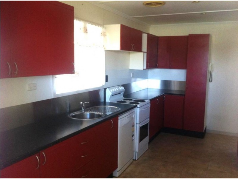 11 Recreation Street, Redcliffe QLD 4020
