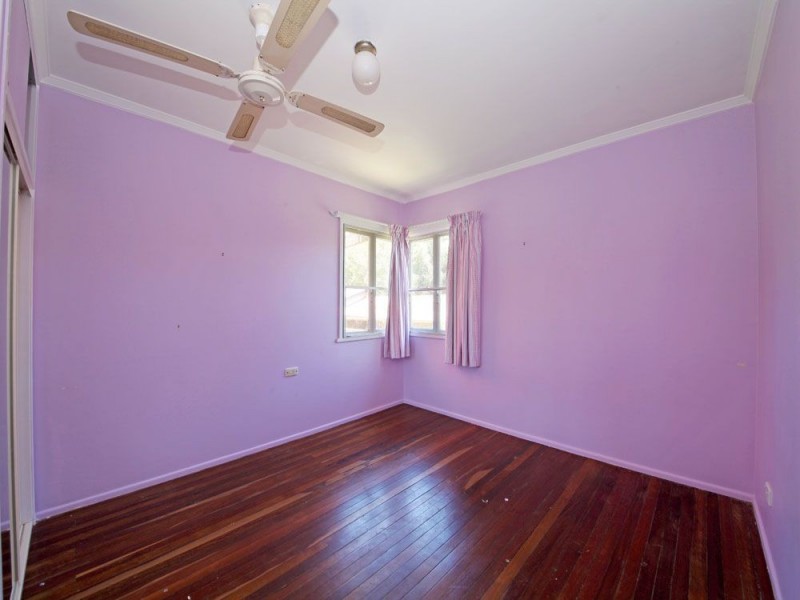 13 Vernon St, Clontarf QLD 4019