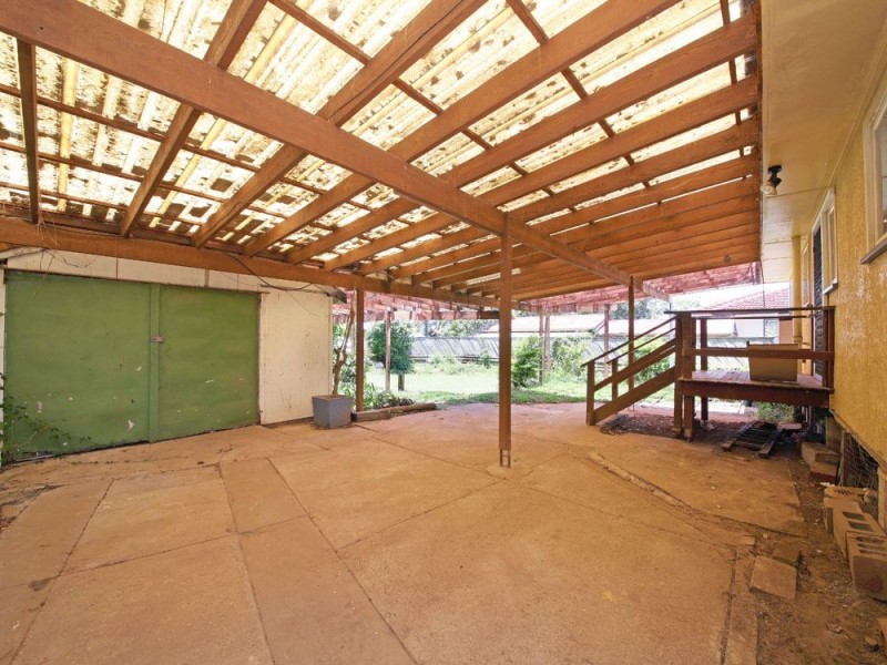 13 Vernon St, Clontarf QLD 4019