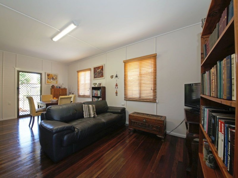 36 Hale Street, Margate QLD 4019