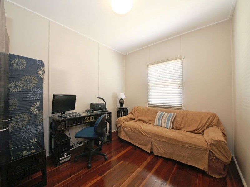 36 Hale Street, Margate QLD 4019