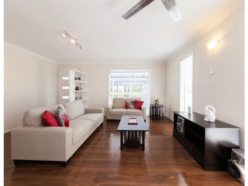 289 Elizabeth Ave, Clontarf QLD 4019