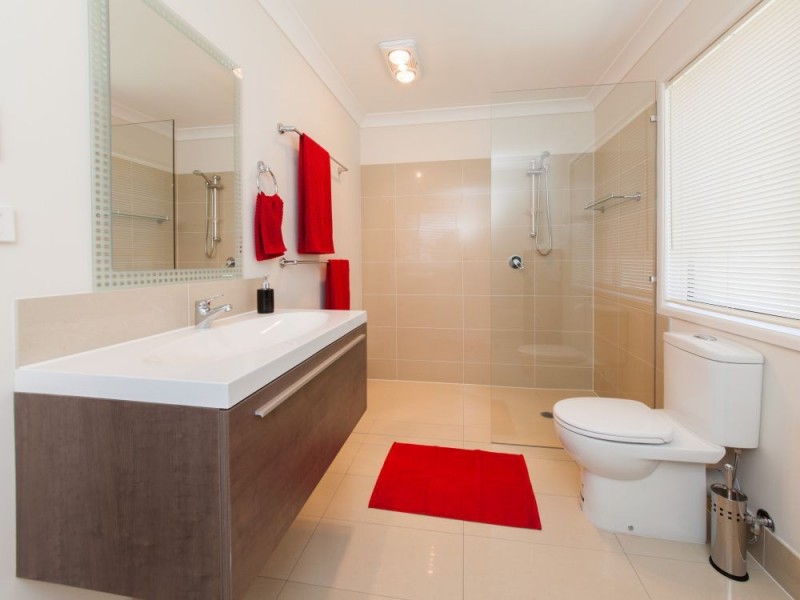 289 Elizabeth Ave, Clontarf QLD 4019