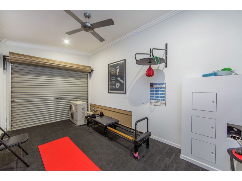 237 Elizabeth Ave, Clontarf QLD 4019