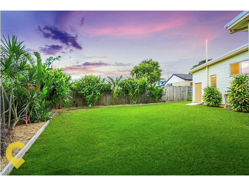 237 Elizabeth Ave, Clontarf QLD 4019
