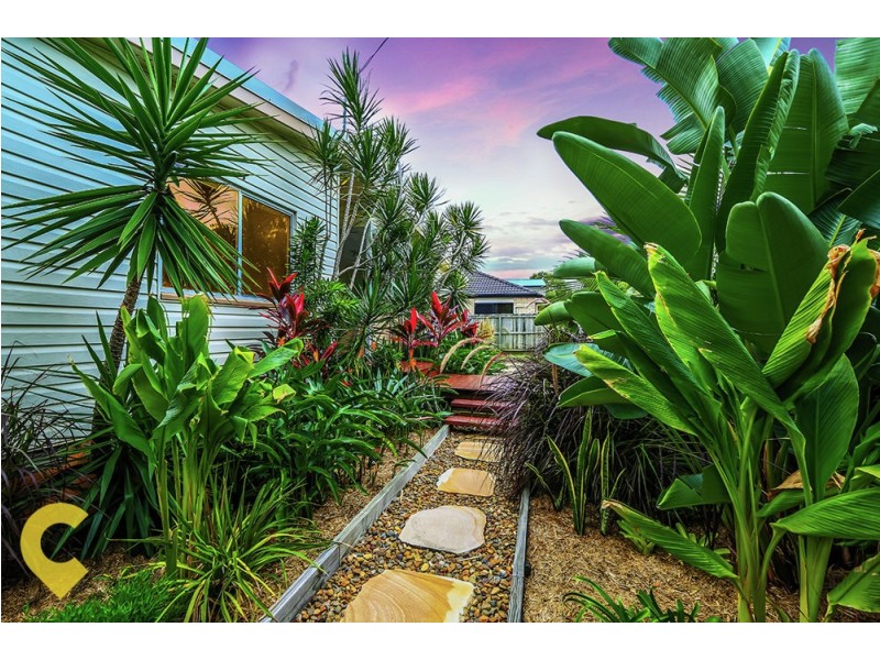 237 Elizabeth Ave, Clontarf QLD 4019