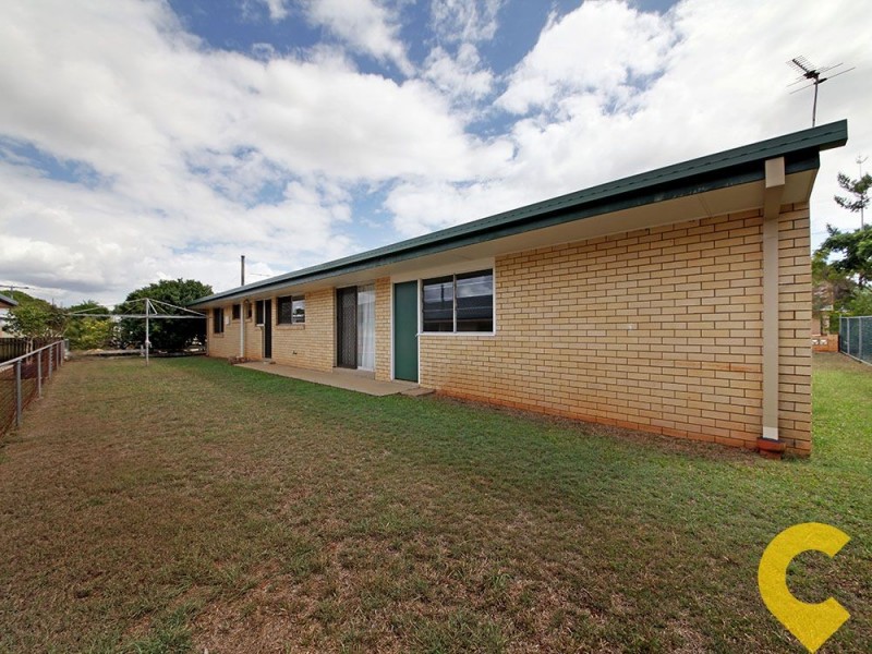 97 Arthur Street, Woody Point QLD 4019