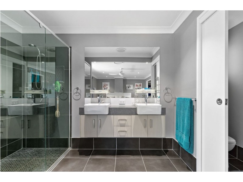 64 Chatham Street, Margate QLD 4019