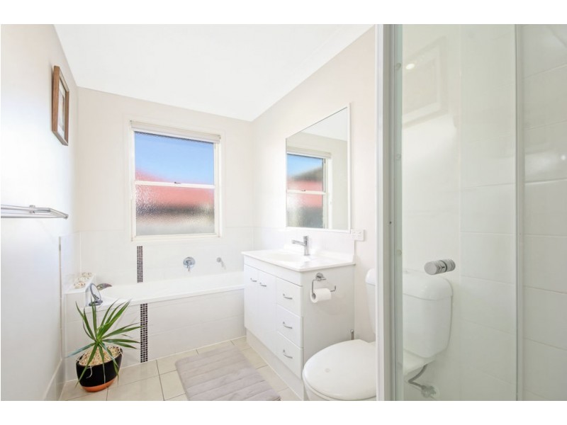 2/27 Drysdale Street, Rothwell QLD 4022
