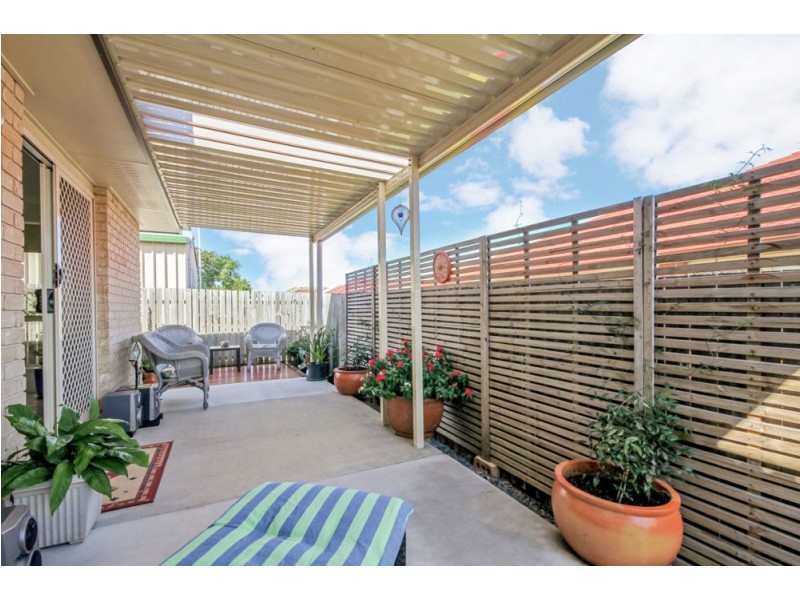 2/27 Drysdale Street, Rothwell QLD 4022