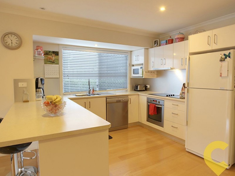 2 Sylvia Court, Rothwell QLD 4022