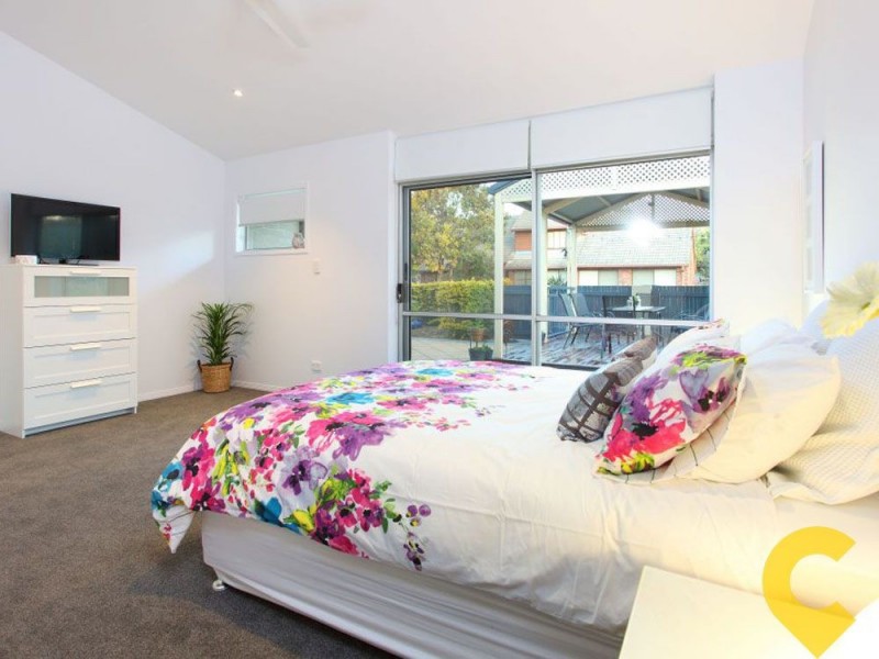 1 Goya Street, Fig Tree Pocket QLD 4069