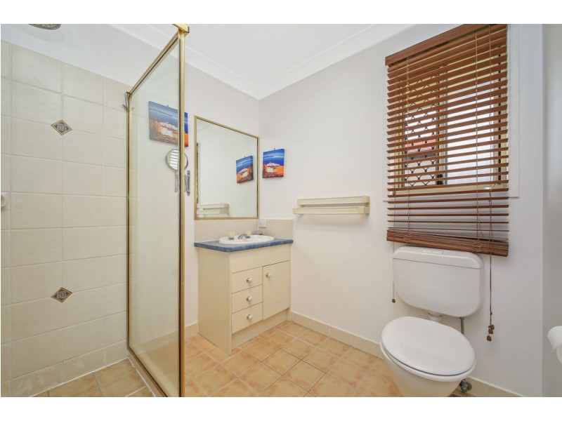 2 Walsh Street, Redcliffe QLD 4020
