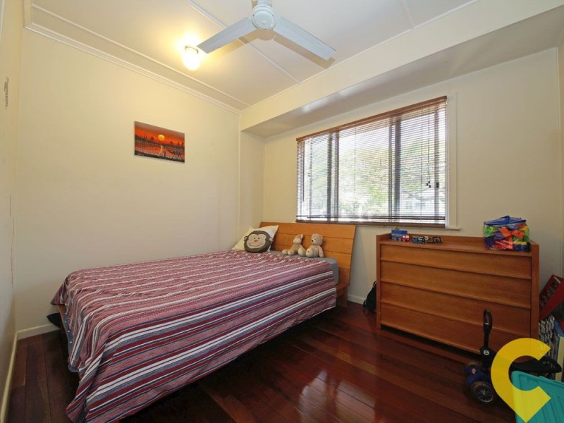 1 Rogers Road, Clontarf QLD 4019