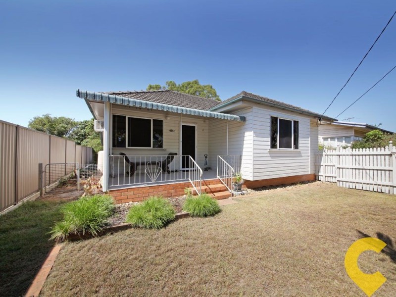 1 Rogers Road, Clontarf QLD 4019