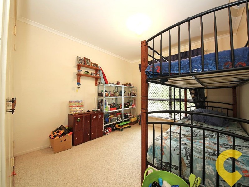 2 Chartres Court, Petrie QLD 4502