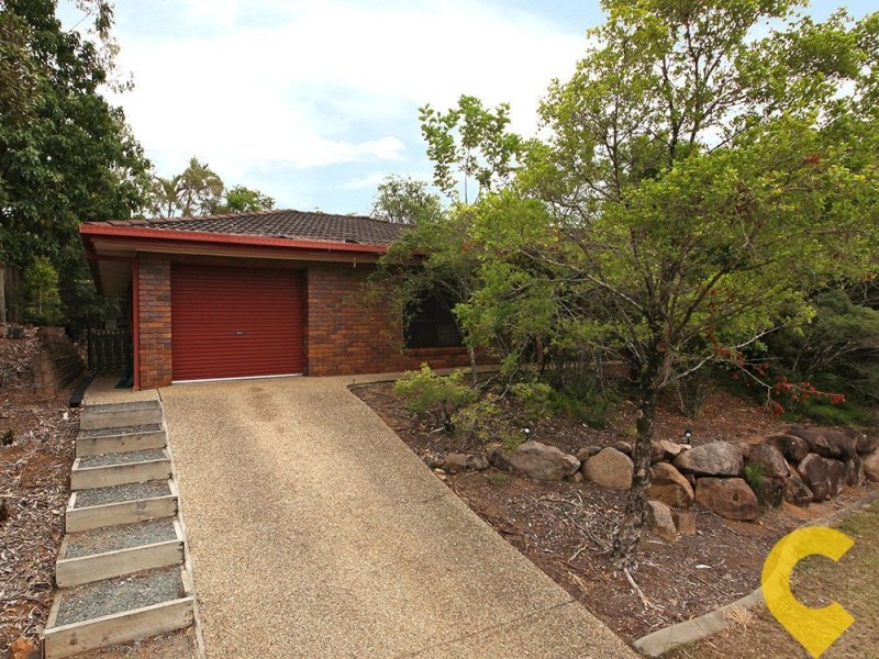 2 Chartres Court, Petrie QLD 4502