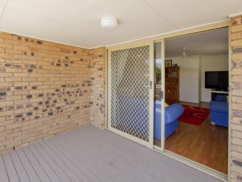 2/37 Hodgens Street, Caloundra QLD 4551