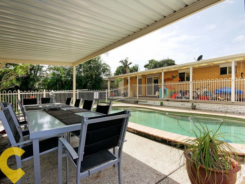 4 Teranna Street, Battery Hill QLD 4551