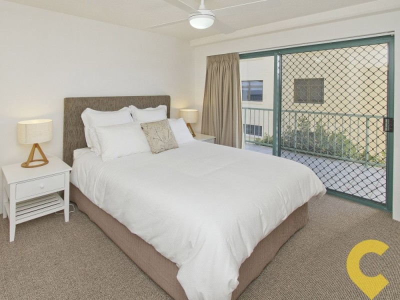 1/30 Esplanade Headland, Kings Beach QLD 4551