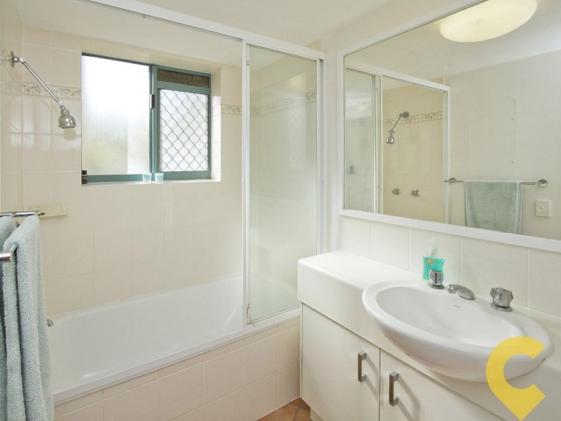 1/30 Esplanade Headland, Kings Beach QLD 4551