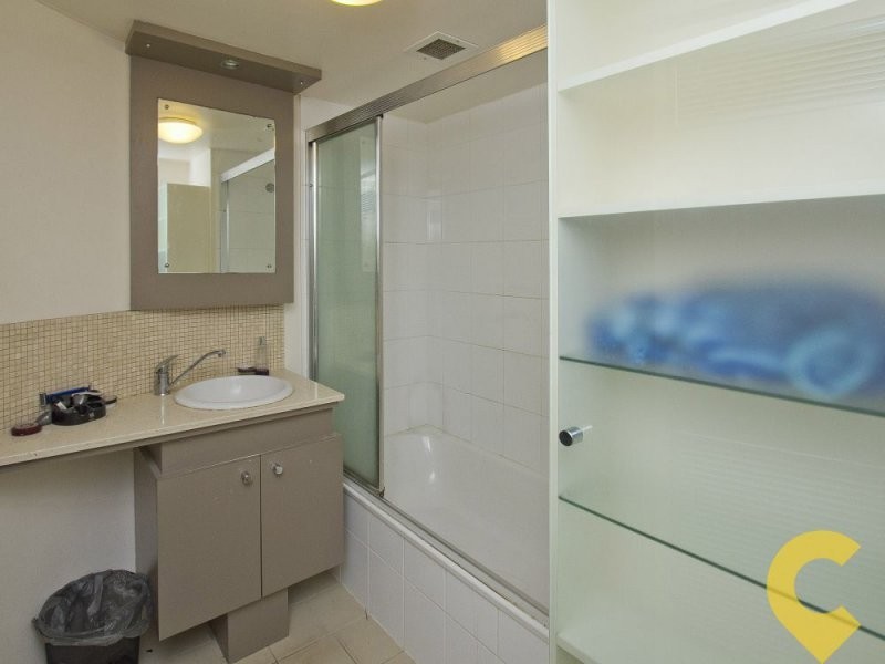 2/28 Mahia Terrace, Kings Beach QLD 4551