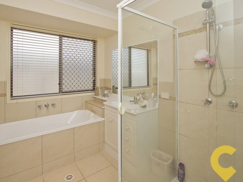 3 Winston Court, Landsborough QLD 4550