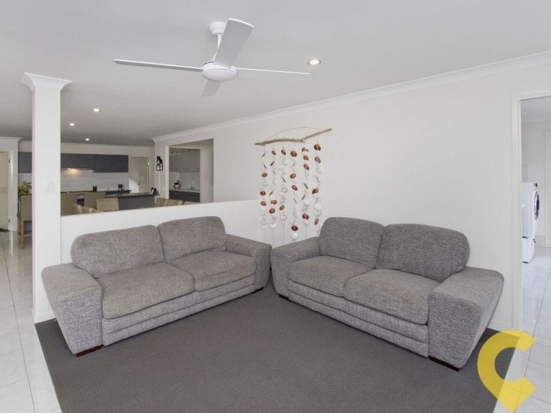 5 Fairview Court, Mooloolah Valley QLD 4553