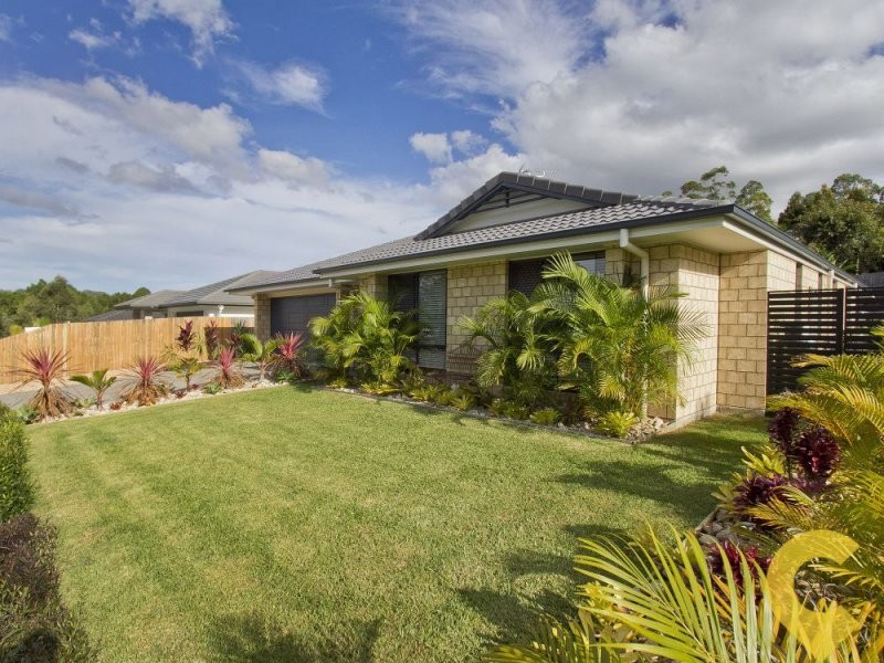 5 Fairview Court, Mooloolah Valley QLD 4553