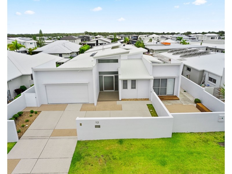 12 Landsdowne Street, Pelican Waters QLD 4551