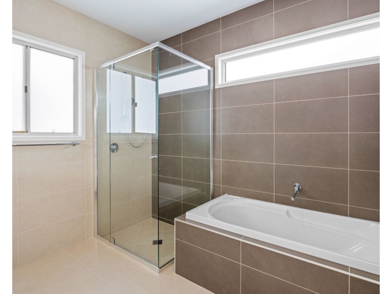 12 Landsdowne Street, Pelican Waters QLD 4551