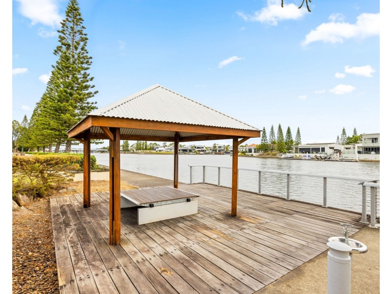 12 Landsdowne Street, Pelican Waters QLD 4551
