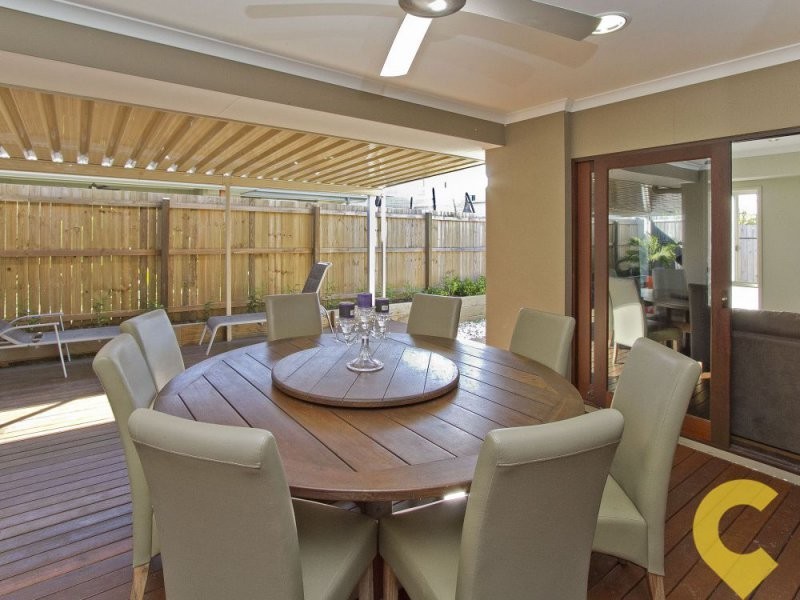 13 Riflebird Place, Mountain Creek QLD 4557