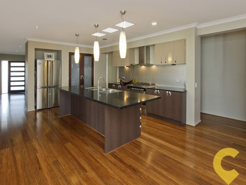 13 Riflebird Place, Mountain Creek QLD 4557