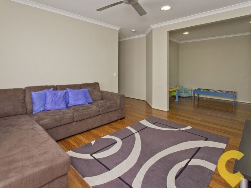 13 Riflebird Place, Mountain Creek QLD 4557