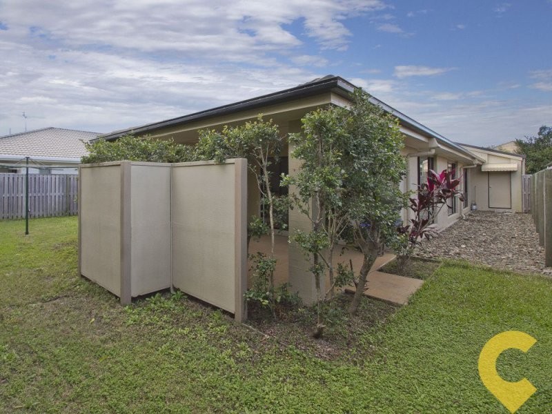 7 Liekefett Way, Little Mountain QLD 4551