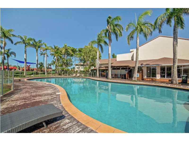31/2 Landsborough Parade, Golden Beach QLD 4551