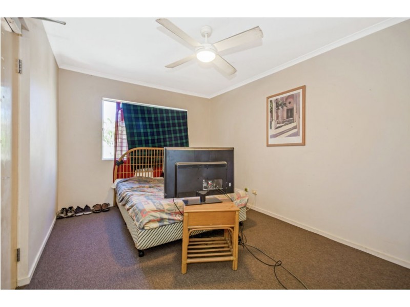 31/2 Landsborough Parade, Golden Beach QLD 4551