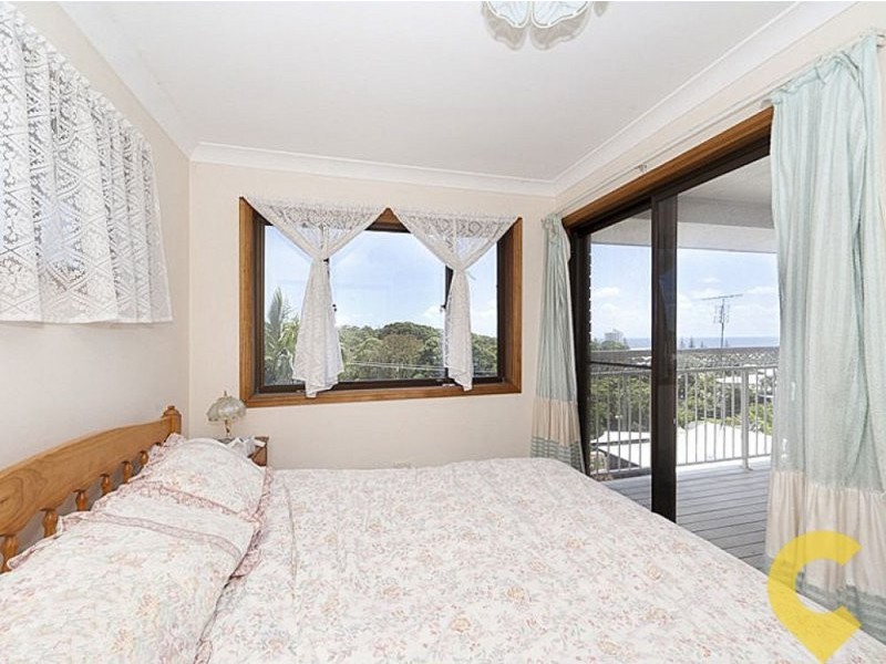 7 Yakola Parade, Alexandra Headland QLD 4572