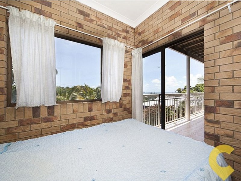 7 Yakola Parade, Alexandra Headland QLD 4572