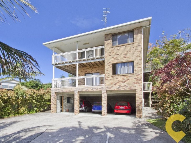7 Yakola Parade, Alexandra Headland QLD 4572