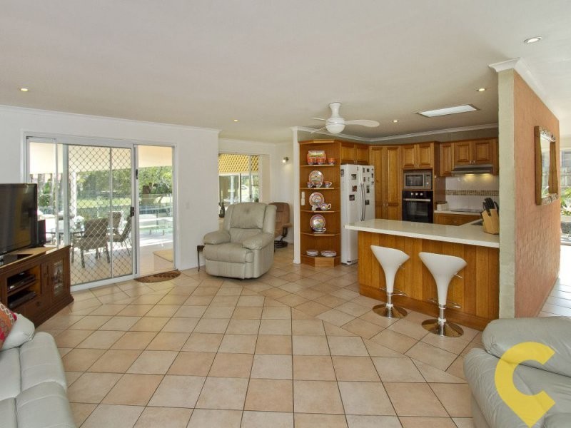 71 Karawatha Drive, Mountain Creek QLD 4557