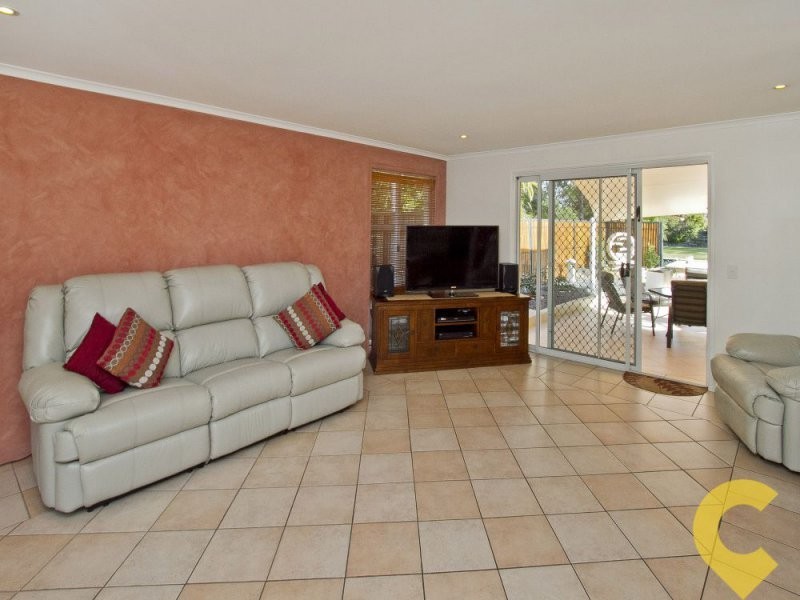 71 Karawatha Drive, Mountain Creek QLD 4557
