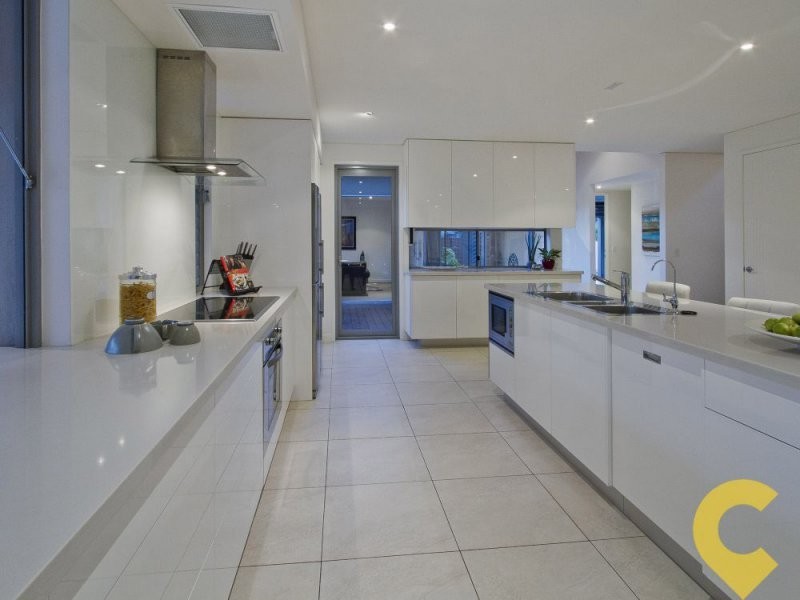 28 Attenuatta Place, Noosaville QLD 4566