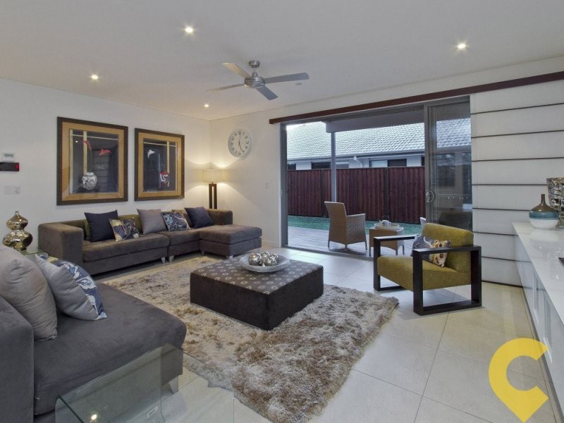 28 Attenuatta Place, Noosaville QLD 4566