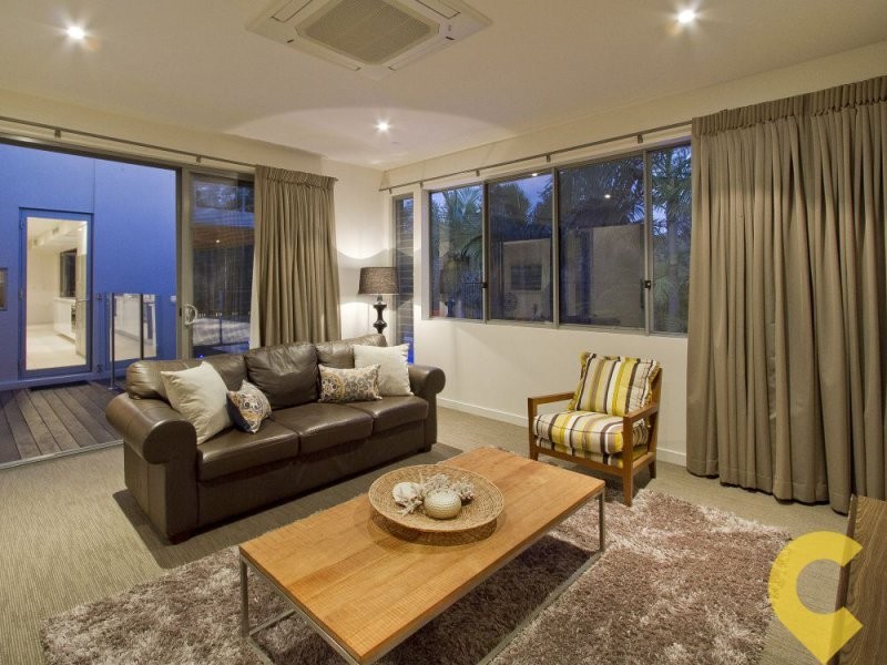 28 Attenuatta Place, Noosaville QLD 4566